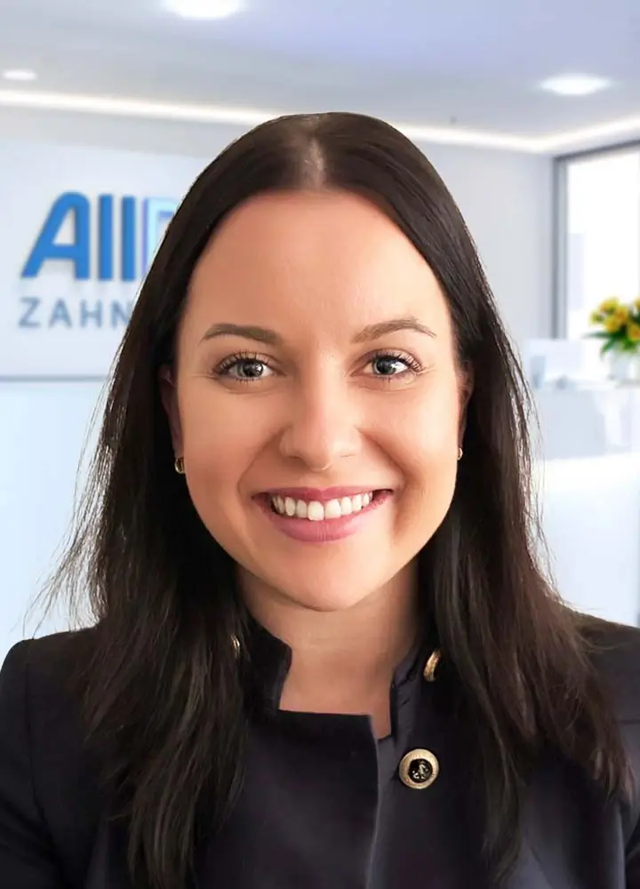 Portrait Klinikmanagerin Lara Kremer (AllDent Augsburg)